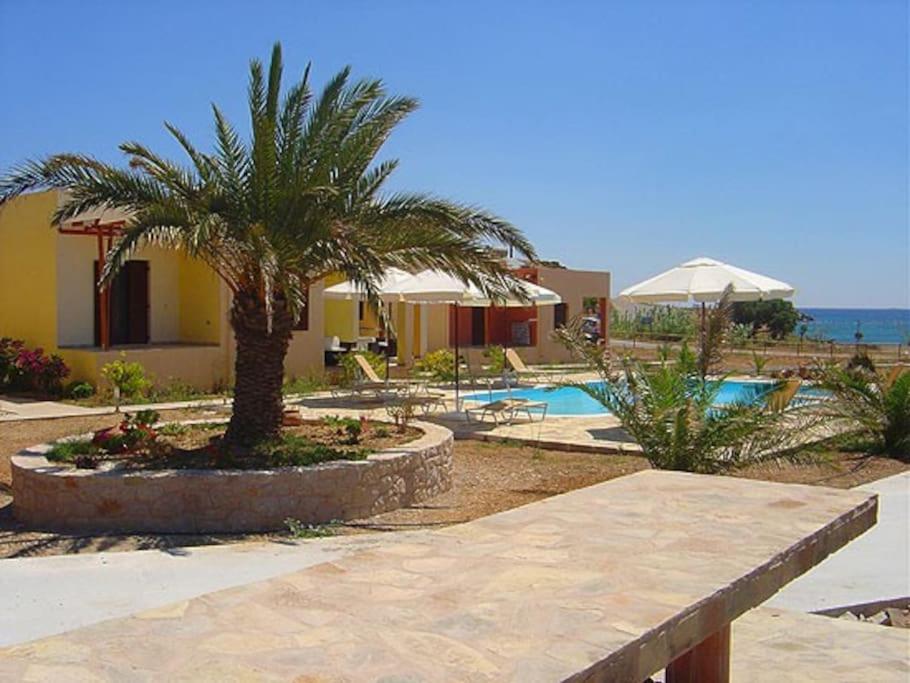 Studio At Beautiful Beach Kouremenos Apartment Anevato Luaran gambar