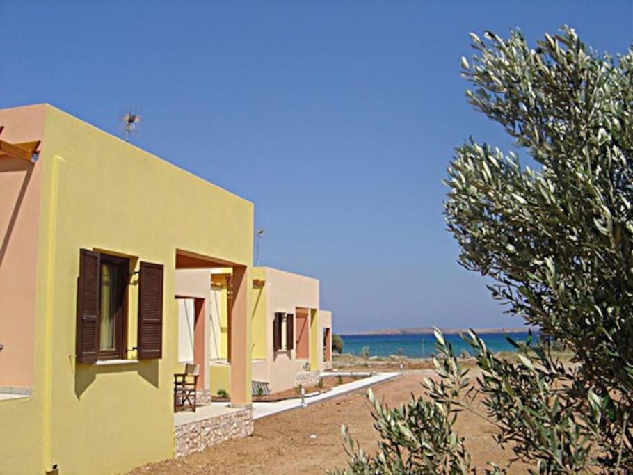 Studio At Beautiful Beach Kouremenos Apartment Anevato Luaran gambar