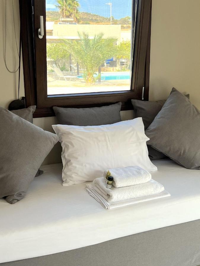 Studio At Beautiful Beach Kouremenos Apartment Anevato Luaran gambar